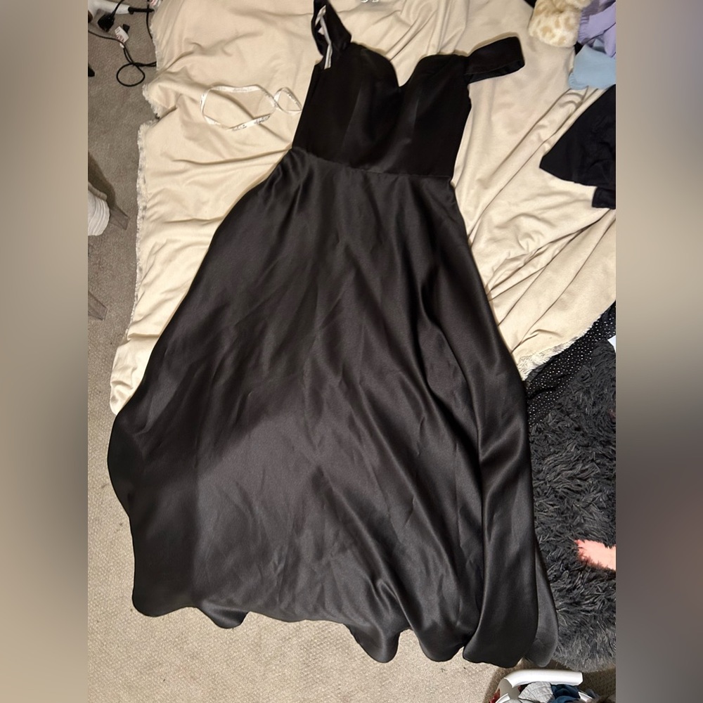 black floor length formal dress size 2